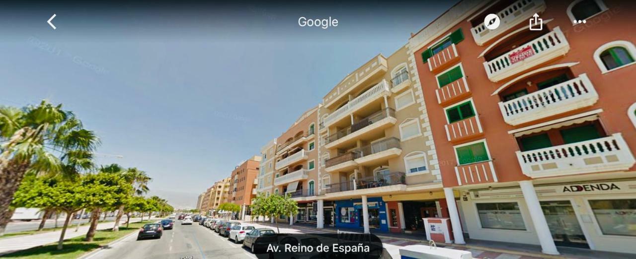 Atico Deluxe: Coastal Oasis with Pool, Gym & Terrace Apartment Roquetas de Mar Exterior photo